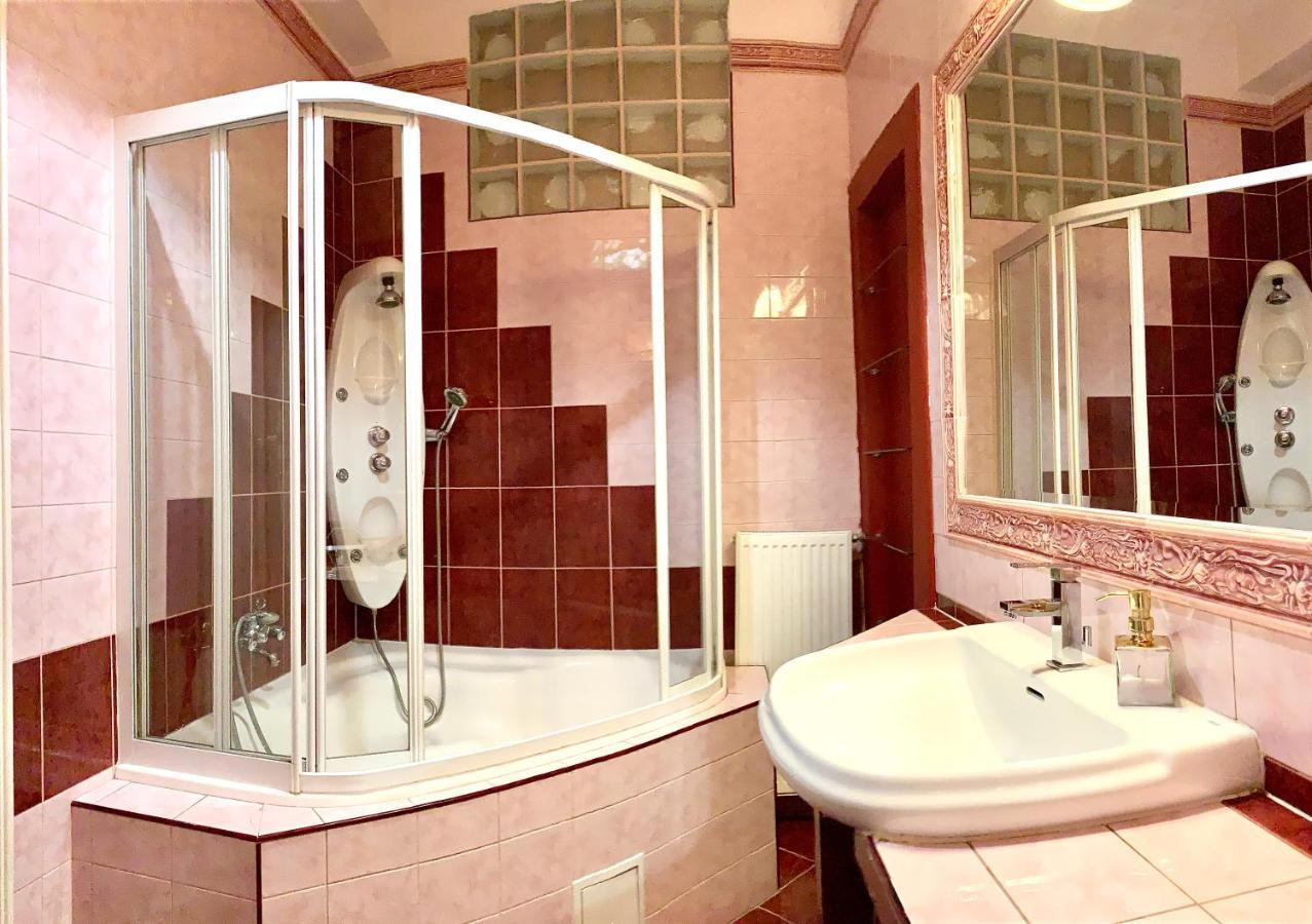 Basilica Rose Appartement Boedapest Buitenkant foto